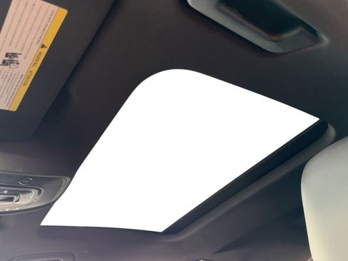 Used 2022 Audi RS 7 Sportback w/ Carbon Optic Package image 15