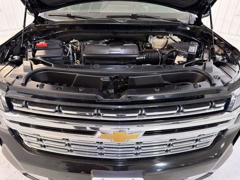 Used 2021 Chevrolet Tahoe Premier w/ Premium Package image 32