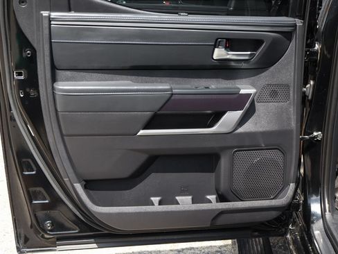Used 2022 Toyota Tundra Platinum w/ Advanced Package AWD/4WD image 41