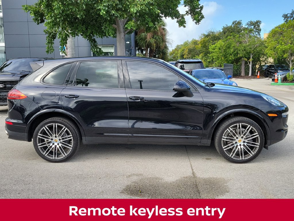 Used 2018 Porsche Cayenne Platinum Edition w/ Premium Package AWD/4WD image 6