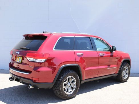 Used 2014 Jeep Grand Cherokee Limited w/ Trailer Tow Group IV AWD/4WD image 2