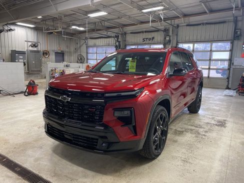 New 2026 Chevrolet Traverse RS w/ LPO, Floor Liner Package image 5