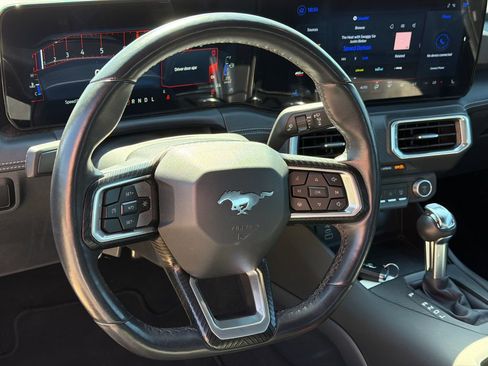 Used 2025 Ford Mustang Premium RWD image 21
