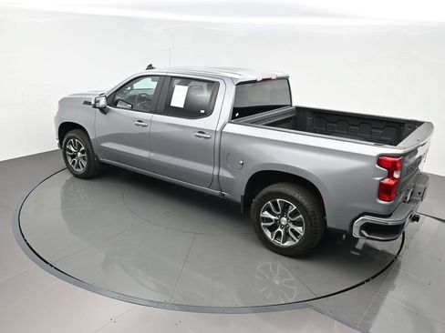 Used 2023 Chevrolet Silverado 1500 LT AWD/4WD image 39