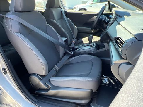 Certified 2025 Subaru Impreza 2.0i image 11