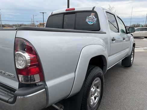Used 2011 Toyota Tacoma 4x4 Double Cab w/ SR5 Pkg #2 image 8