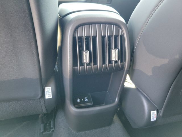 New 2026 Hyundai Kona SEL Premium FWD image 26