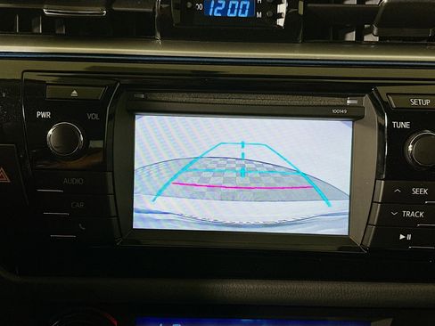 Used 2015 Toyota Corolla S image 24