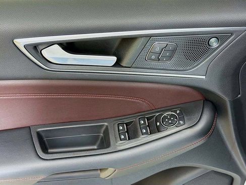 Used 2022 Ford Edge Titanium w/ Equipment Group 301A AWD/4WD image 30