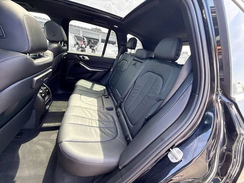 Used 2019 BMW X5 xDrive40i w/ Convenience Package AWD/4WD image 27