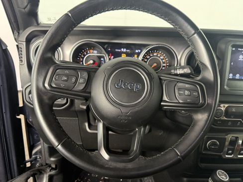 Used 2021 Jeep Wrangler Sport AWD/4WD image 19
