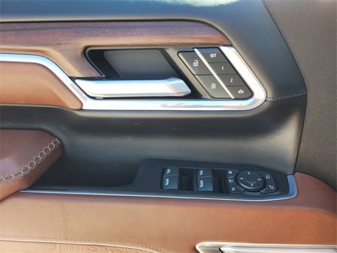 Used 2024 GMC Sierra 2500 Denali Ultimate w/ Max Trailering Package image 25