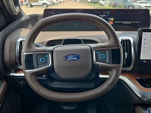 Used 2026 Ford Expedition King Ranch AWD/4WD image 19