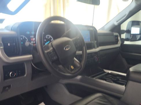 Used 2023 Ford F250 XLT w/ FX4 Off-Road Package image 11