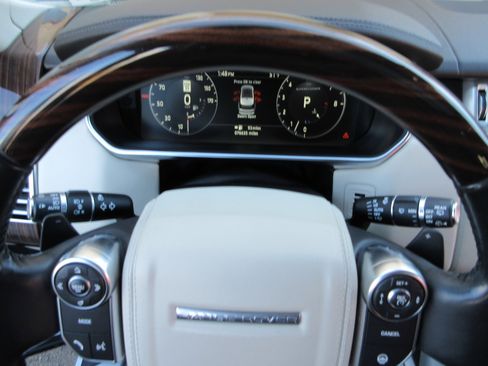 Used 2017 Land Rover Range Rover Supercharged image 58