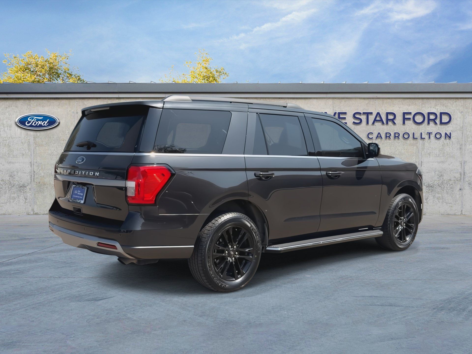Certified 2022 Ford Expedition XLT RWD image 8