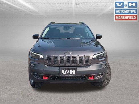 Used 2022 Jeep Cherokee Trailhawk w/ Comfort/Convenience Group AWD/4WD image 9