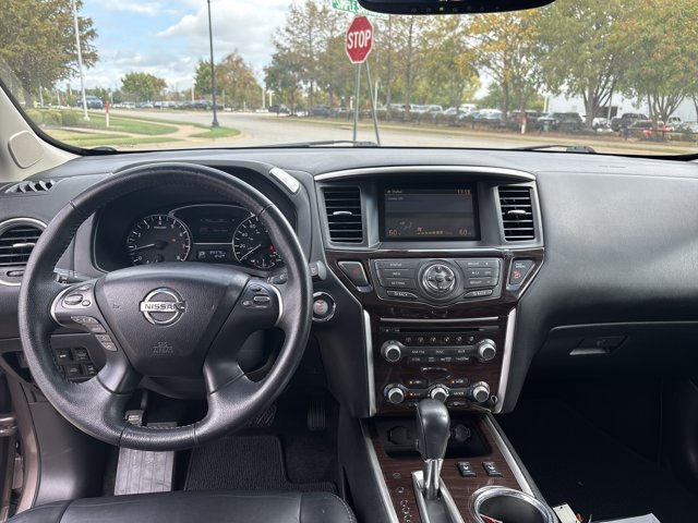 Used 2014 Nissan Pathfinder SL w/ SL Premium Package AWD/4WD image 11