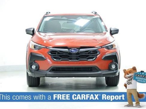 Used 2025 Subaru Crosstrek 2.5i Premium AWD/4WD image 2