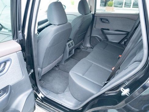 Used 2023 Nissan Rogue S image 26