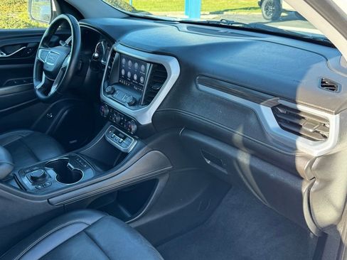 Certified 2023 GMC Acadia SLT FWD image 15