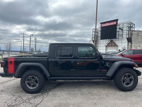 Used 2021 Jeep Gladiator Rubicon w/ Cold Weather Group image 7