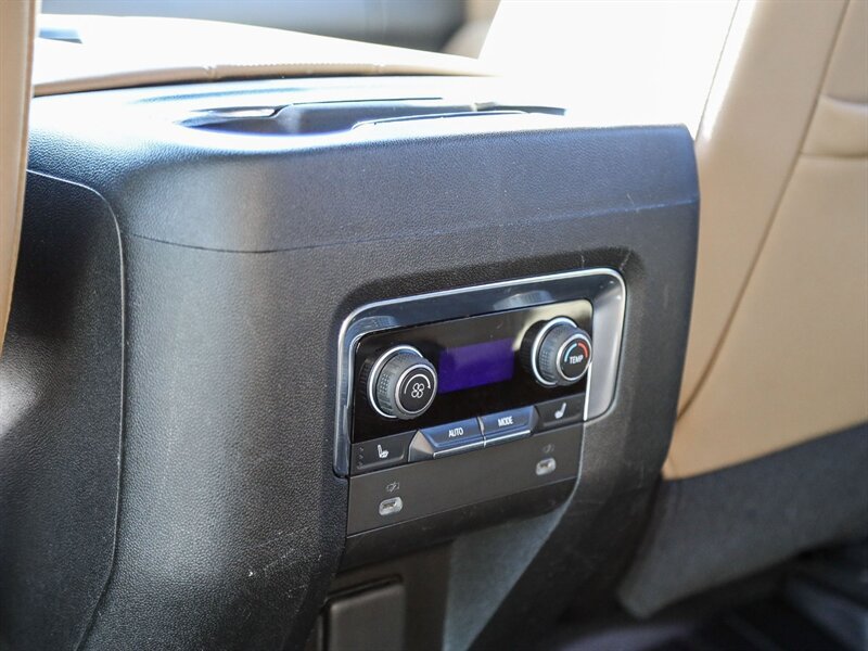 Used 2021 Chevrolet Tahoe Premier w/ Premium Package RWD image 25