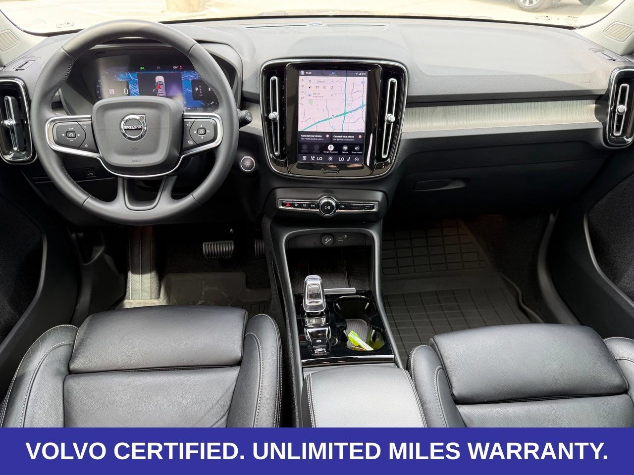 Certified 2024 Volvo XC40 B5 Plus w/ Protection Package Premier AWD/4WD image 13