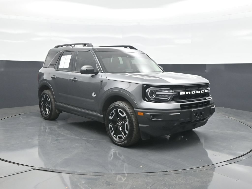 Used 2023 Ford Bronco Sport Outer Banks AWD/4WD image 1