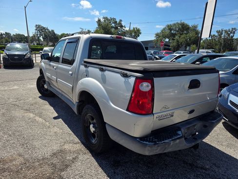 Used 2004 Ford Explorer Sport Trac XLT image 5