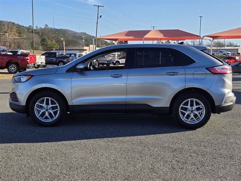 Used 2024 Ford Edge SEL image 2