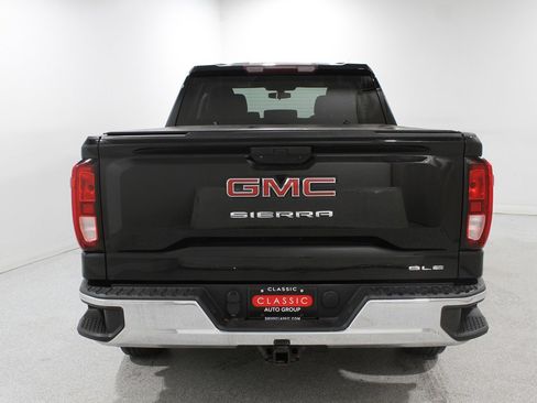 Used 2020 GMC Sierra 1500 SLE w/ SLE Value Package image 19