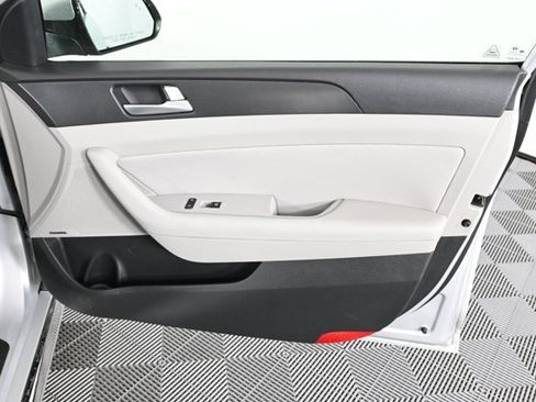 Used 2015 Hyundai Sonata Sport w/ Option Group 04 image 11