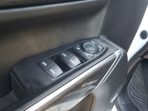 Used 2020 Chevrolet Silverado 1500 LTZ w/ LTZ Premium Package image 19