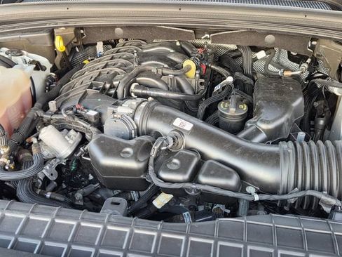 Used 2021 Jeep Grand Cherokee L Laredo w/ Luxury Tech Group I RWD image 10