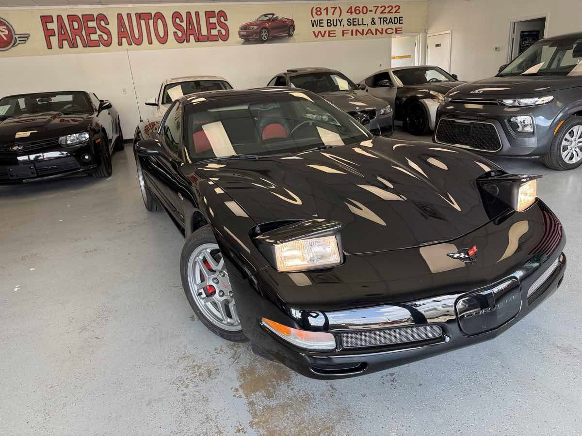 Used 2002 Chevrolet Corvette Z06 w/ Memory Pkg RWD image 1