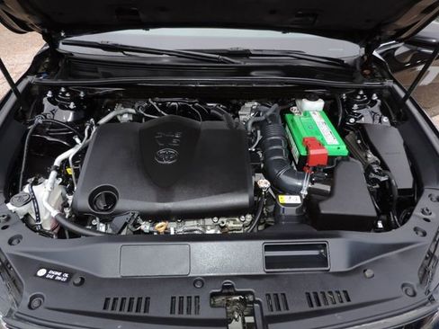 Used 2020 Toyota Avalon XLE image 15