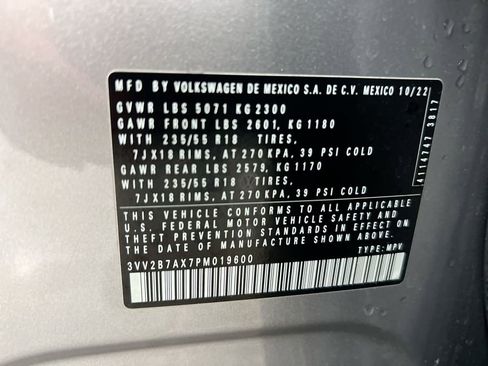 Used 2023 Volkswagen Tiguan SE image 27
