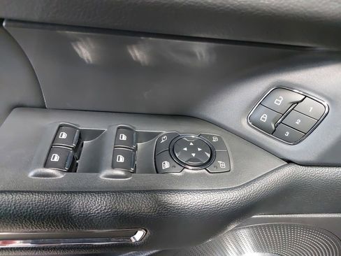 Used 2024 Ford Expedition XLT AWD/4WD image 30