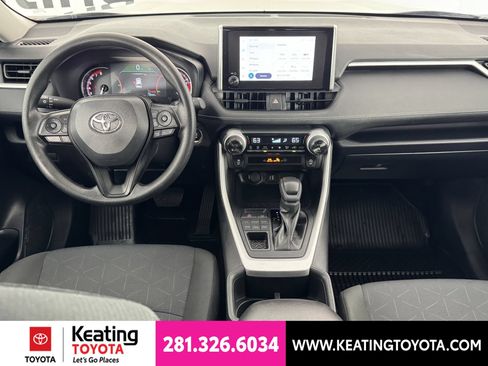 Used 2025 Toyota RAV4 XLE AWD/4WD image 22