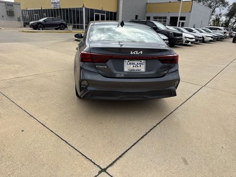 Certified 2024 Kia Forte LXS w/ LXS Technology Package image 18