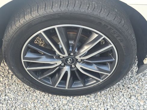 Used 2020 INFINITI QX60 Signature Edition image 5