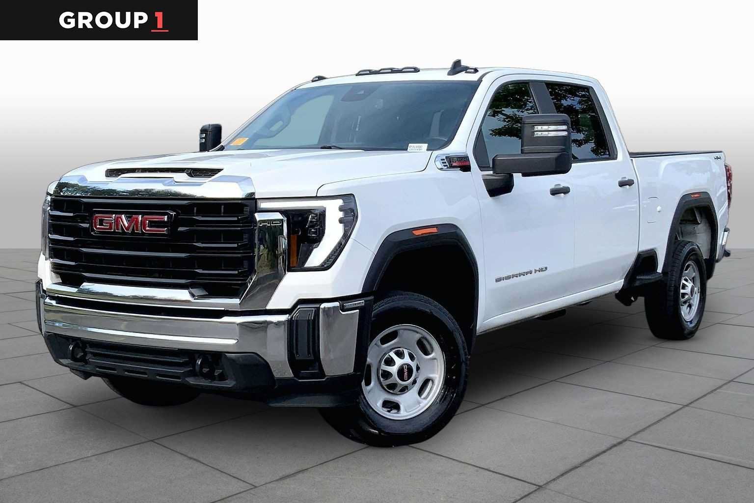 Used 2024 GMC Sierra 2500 Pro AWD/4WD image 1