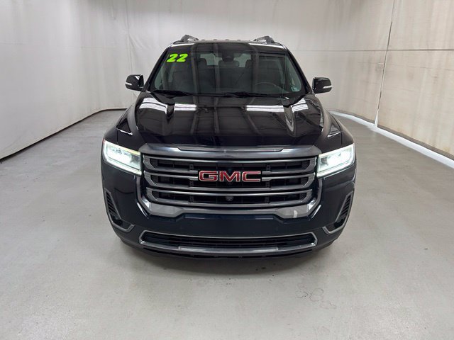 Used 2022 GMC Acadia AT4 w/ Technology Package AWD/4WD image 3