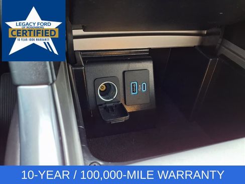 Used 2024 Ford Explorer XLT w/ Equipment Group 202A RWD image 12
