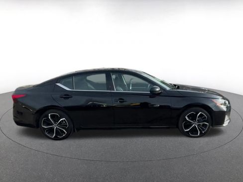 Used 2025 Nissan Altima 2.5 SR image 16