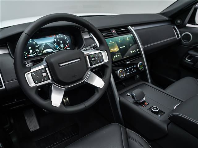 New 2026 Land Rover Discovery Dynamic SE AWD/4WD image 15