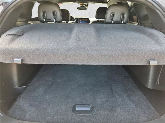 Used 2025 Chevrolet Trax RS w/ Driver Confidence Package FWD image 6