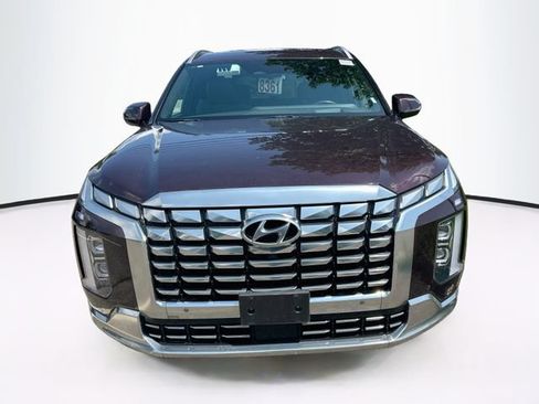 Used 2024 Hyundai Palisade Calligraphy AWD/4WD image 2