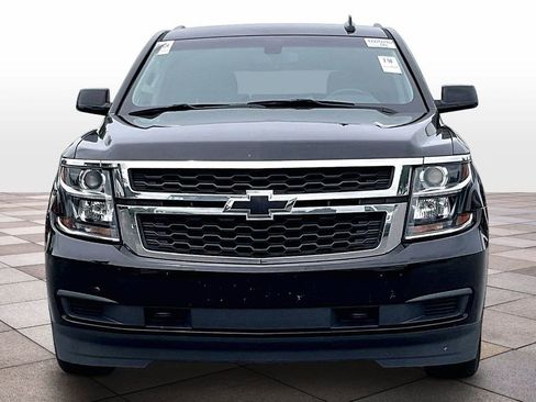 Used 2019 Chevrolet Tahoe LS RWD image 3